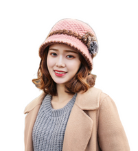 Load image into Gallery viewer, Women‘s chunky cable Crocheted warm bucket hats casual cap with fur pompom