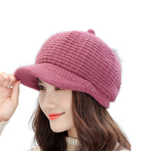Load image into Gallery viewer, Women's winter visor fleece lining warm hats chunky cable knit ski caps