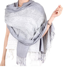 Load image into Gallery viewer, Women‘s silky gradient colors leopard pattern Pashmina Shawl/Wrap/Scarves