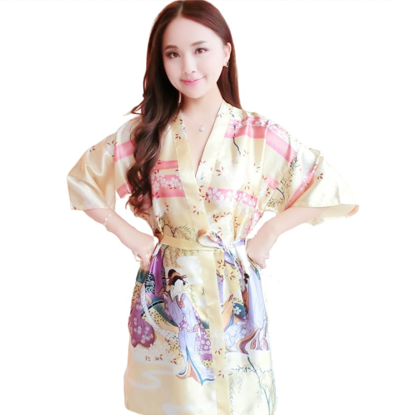 Women‘s short Japanese Beauty floral kimono Bridesmaid Bridal Shower nightdress