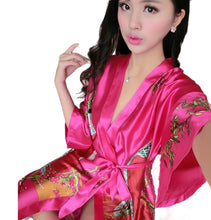 Load image into Gallery viewer, Women's short beauty Kimono Premium Bridesmaid Bridal Shower pajama