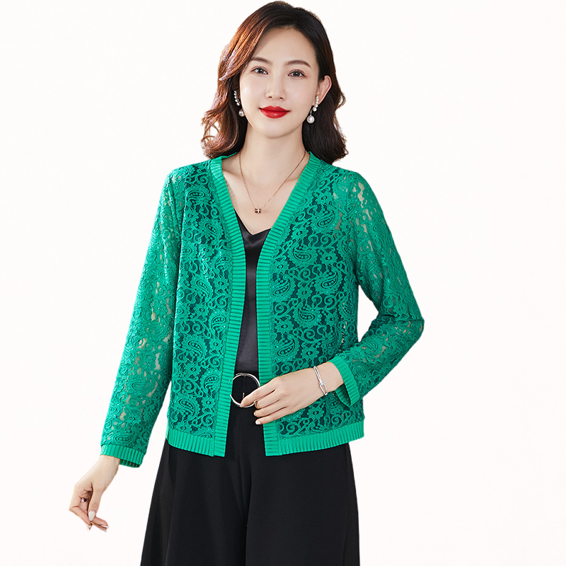 Elegant Paisley Lace Cardigan – Lightweight, Breathable & Skin-Friendly