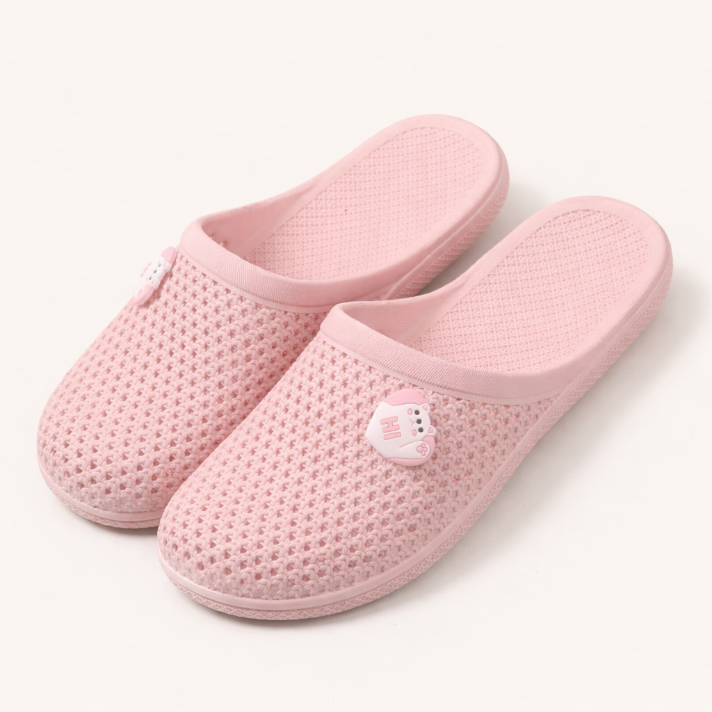 Breathable Closed-Toe Mesh Slippers – Soft, Lightweight & Non-Slip Comfort Shoes