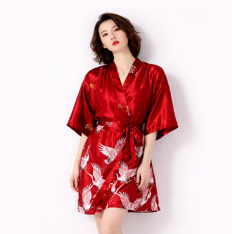 Unisex  Crane Silk-Style Kimono Robe – Luxury Satin Loungewear with Symbol of Longevity