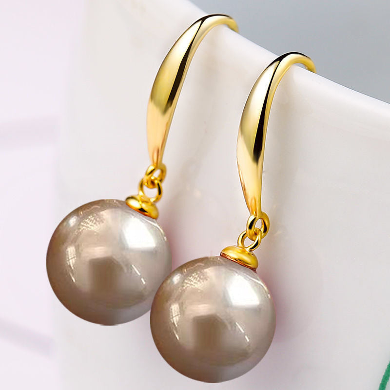 Classic Round Faux Pearl Earrings – Elegant & Everyday Style
