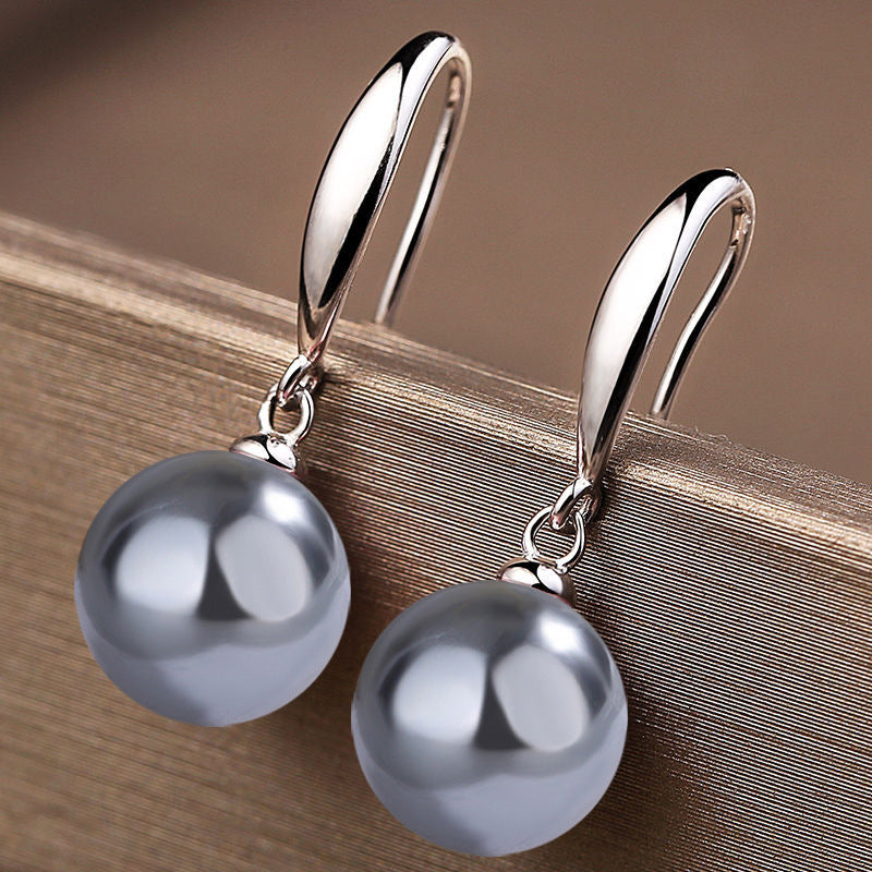 Classic Round Faux Pearl Earrings – Elegant & Everyday Style