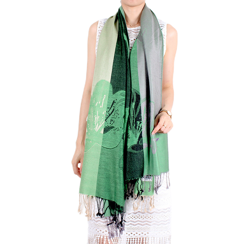 Soft Cotton Floral Scarf with Tassels – Lightweight & Comfortable Everyday Wrap