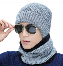 Load image into Gallery viewer, Men‘s 2PCS  Winter solid Beanie Hat + Scarf Set Warm Fleece Lined Ski Cap
