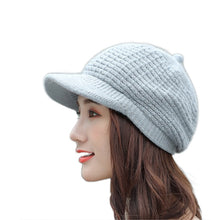 Load image into Gallery viewer, Women's winter visor fleece lining warm hats chunky cable  knit  ski caps
